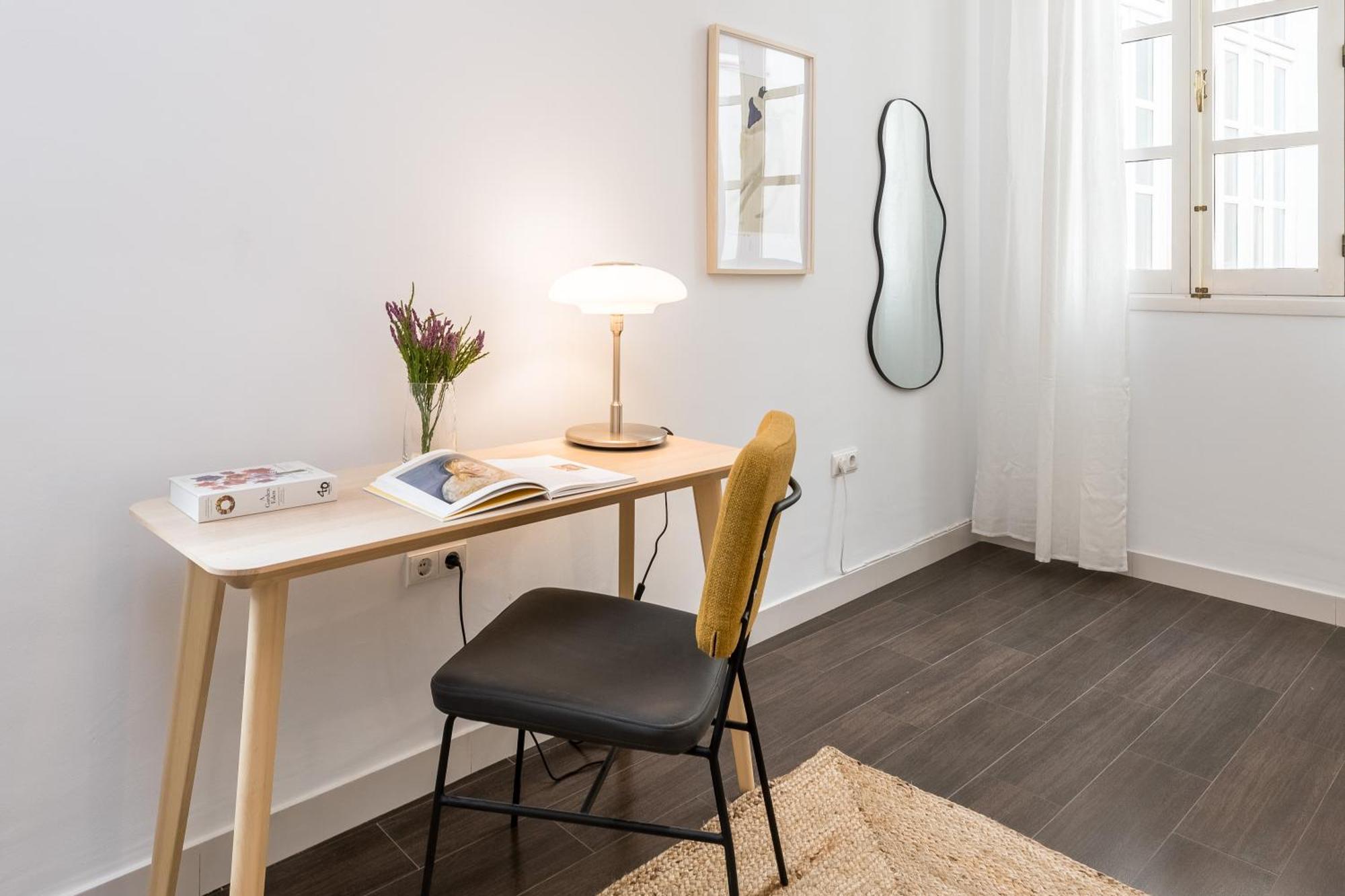 Homeclub Malaga Apartment Екстер'єр фото