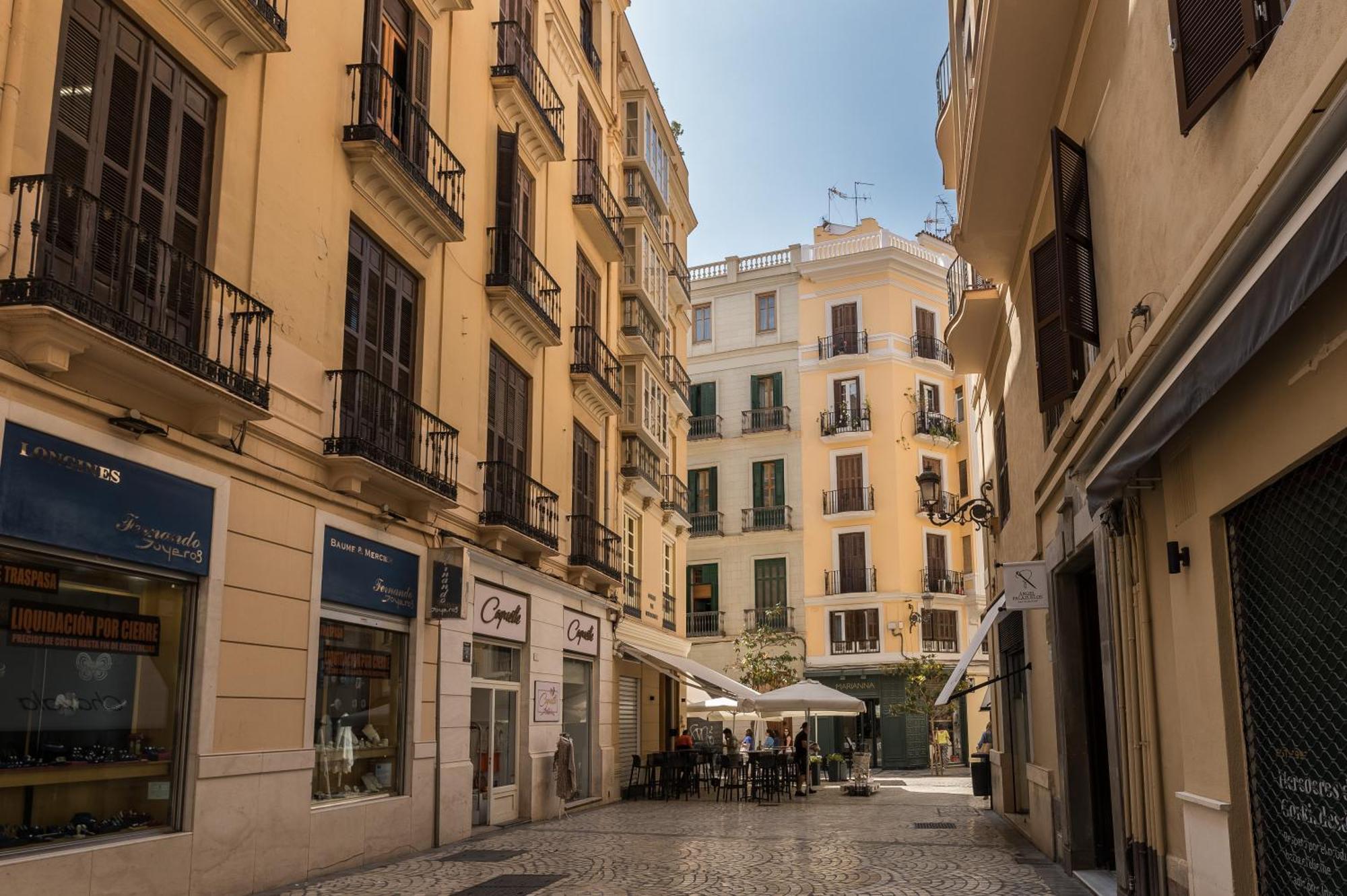 Homeclub Malaga Apartment Екстер'єр фото