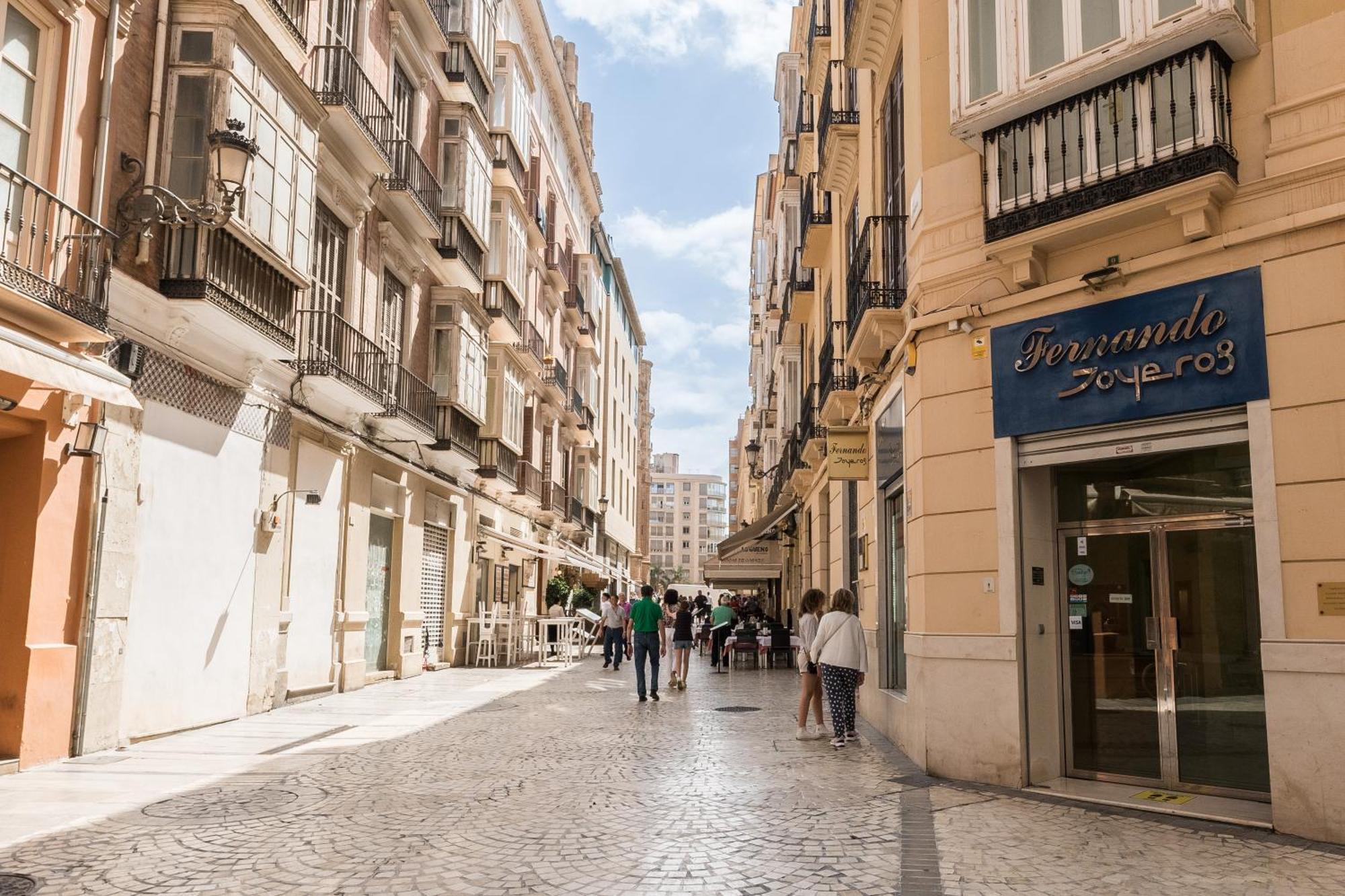 Homeclub Malaga Apartment Екстер'єр фото